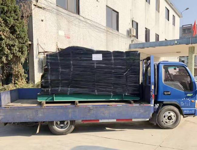 300kw優(yōu)質(zhì)二手發(fā)電機(jī)裝車(chē)出貨現(xiàn)場(chǎng)